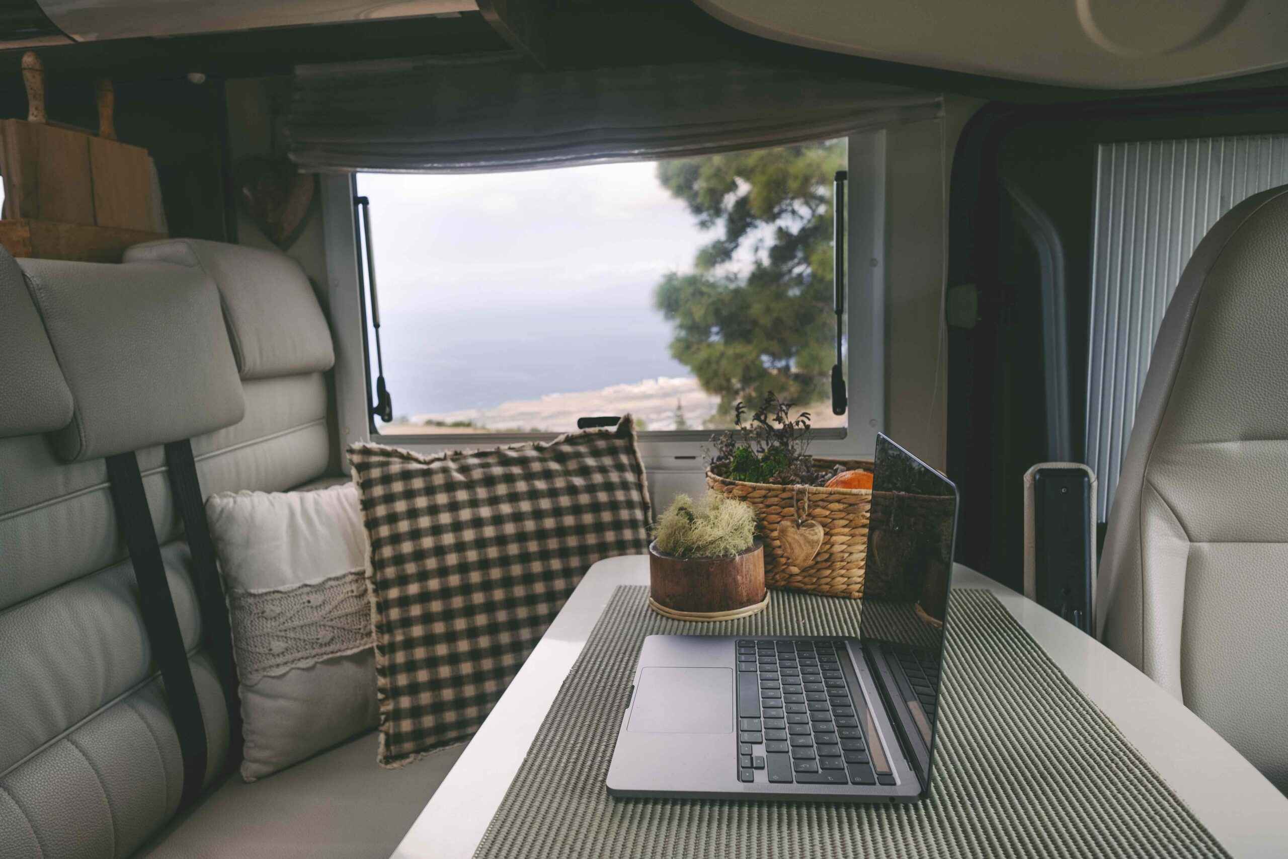 thehrobserver-hrobserver-digitalnomad